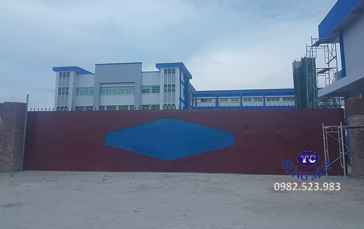 Mẫu cổng sắt lùa đẹp Hồng Môn