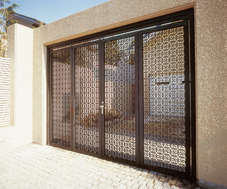 cửa cổng tự động nhôm đúc