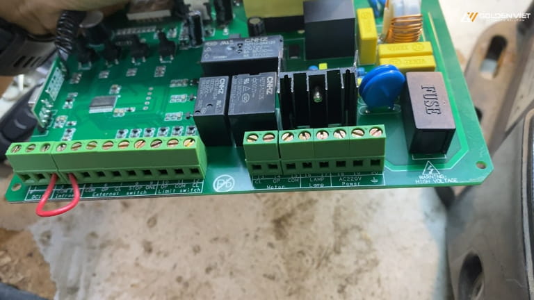 Phụ kiện cổng tự động