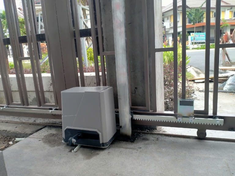 Motor Cổng Lùa Giá Rẻ