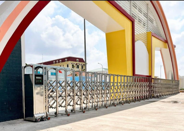 Tiêu chuẩn và khuyến nghị an toàn điện cho cổng xếp