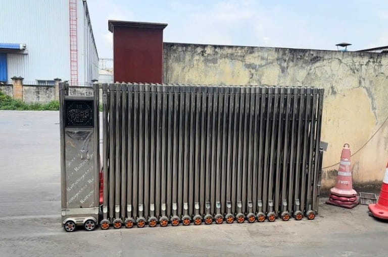 Kích thước ảnh hưởng đến giá cổng như thế nào