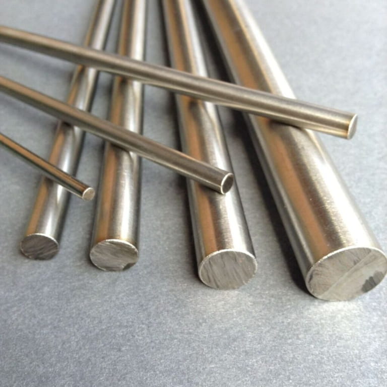 Chọn loại inox chưa phù hợp với môi trường có thể khiến cổng xếp inox bị gỉ
