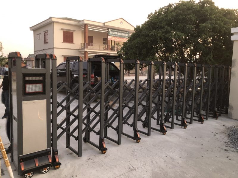 Cổng xếp điện cho khu dân cư cần được bảo trì thường xuyên